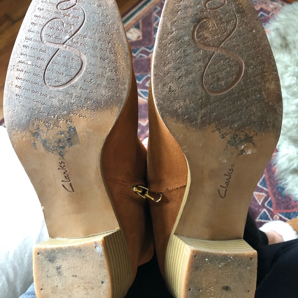 Clarks Suede Boots - Picture 5 of 5